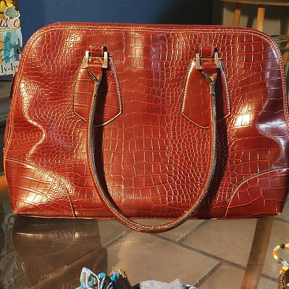Faux skin brief case